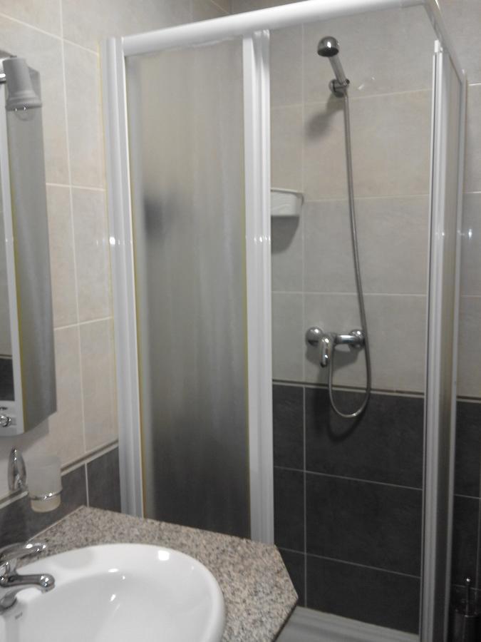 Hostal Restaurante Vial Оренсе Екстер'єр фото