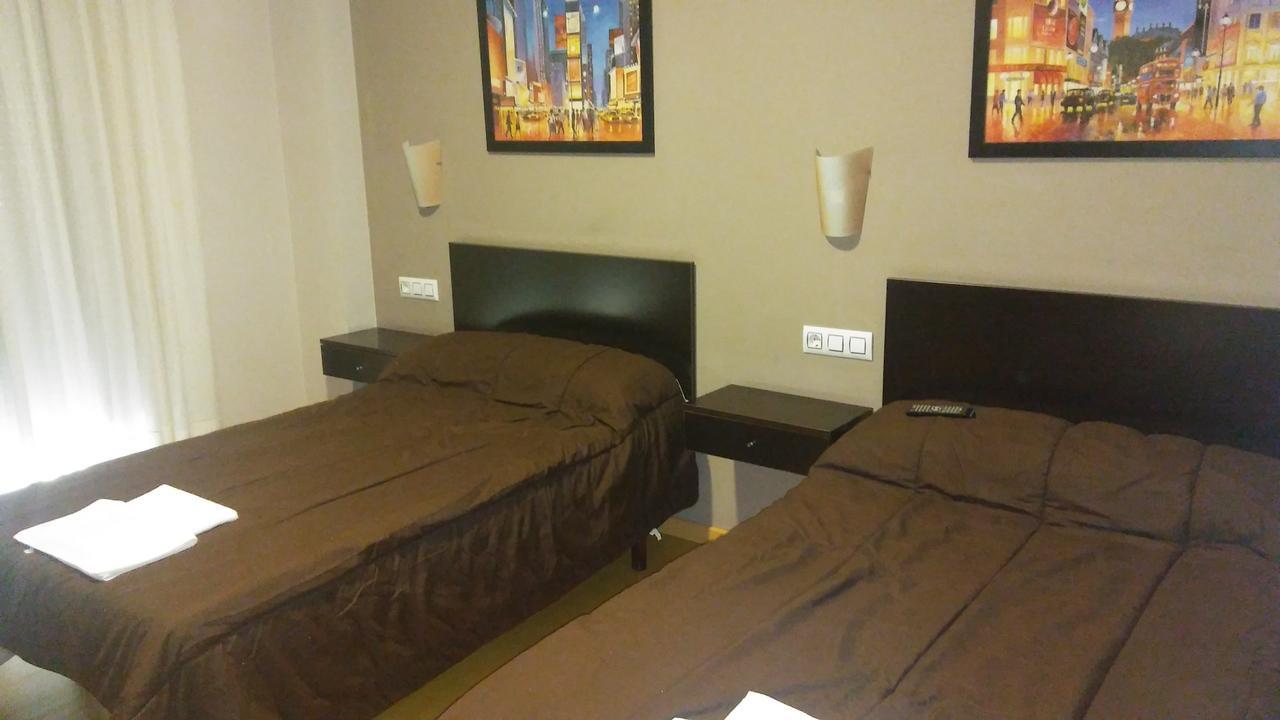 Hostal Restaurante Vial Оренсе Екстер'єр фото